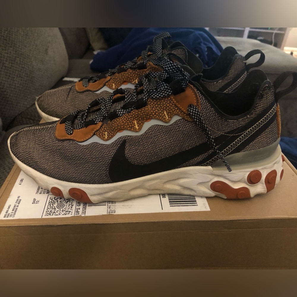 Nike react 87
